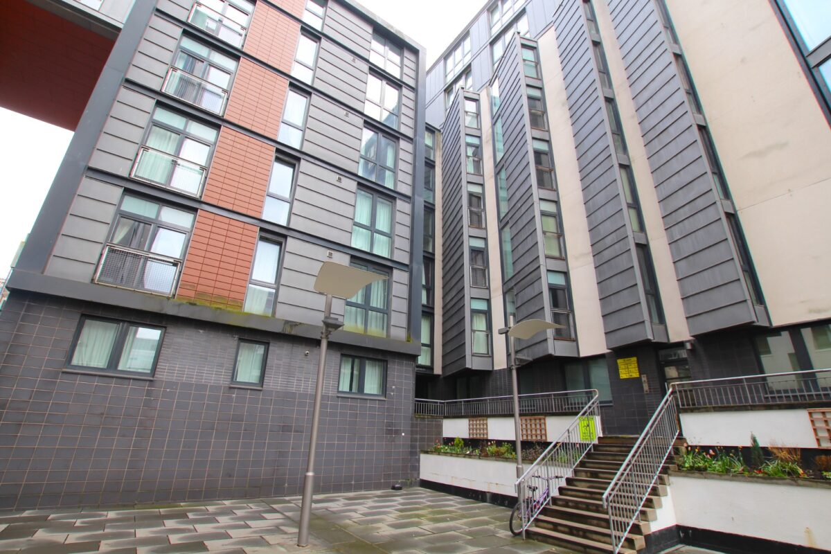 Oswald Street, City Centre